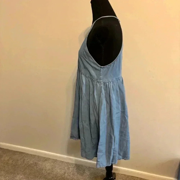 Kimchi Blue Urban Outfitters Denim Swing Halterneck Dress Size XS - Picture 6 of 10